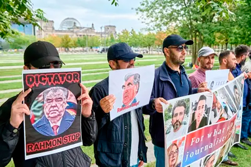 HRW призвала страны Евросоюза и Турцию не высылать таджикских диссидентов на родину