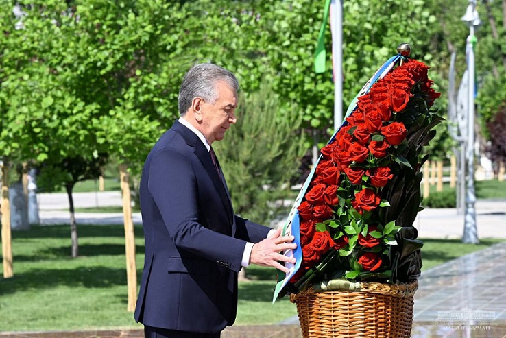 Мирзиёев поздравил ветеранов Второй мировой войны и народ Узбекистана с Днем памяти и почестей